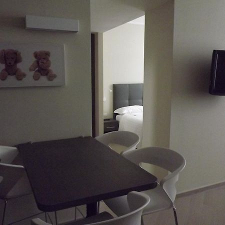 Chc Business Residence Генуя Екстер'єр фото