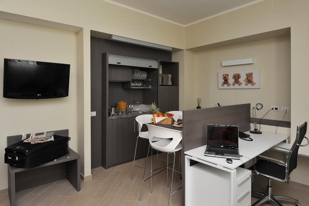 Chc Business Residence Генуя Екстер'єр фото