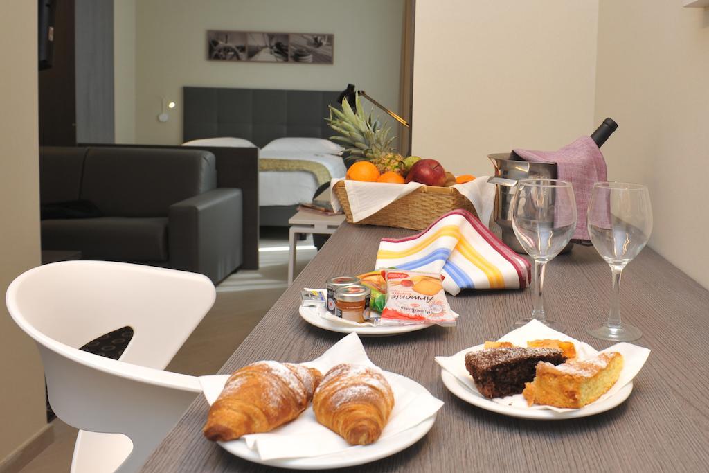 Chc Business Residence Генуя Екстер'єр фото